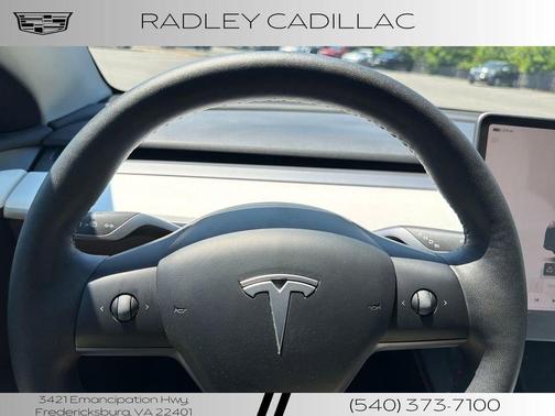 Stealth Gray 2025 Tesla Model Y Long Range