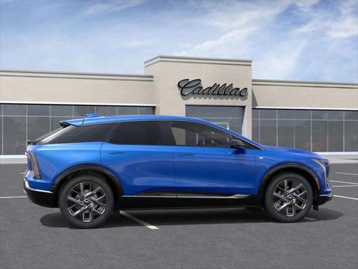2025 Cadillac OPTIQ Luxury 1 AWD