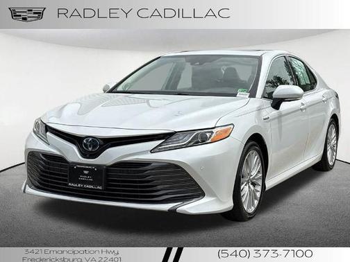 2019 Toyota Camry Hybrid LE