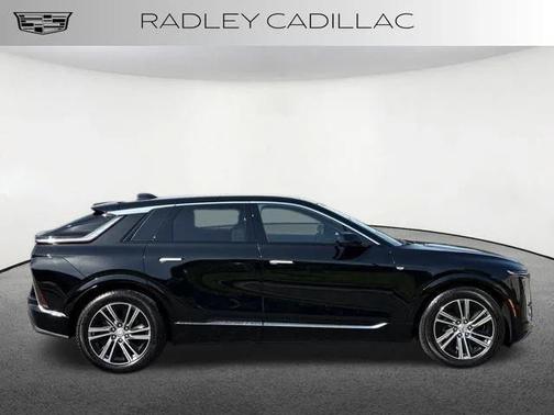 2024 Cadillac LYRIQ Luxury w/1SD