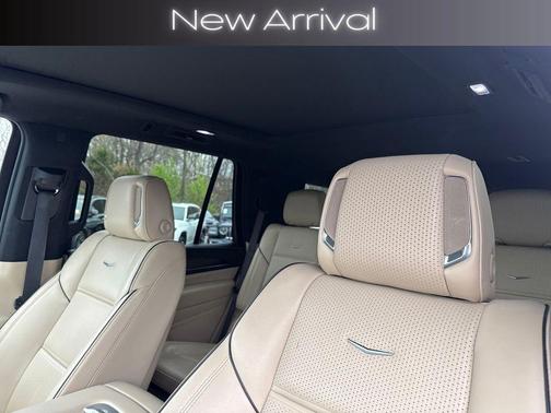 Argent Silver Metallic 2023 Cadillac Escalade Premium Luxury