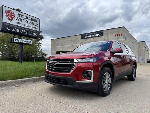 Radiant Red Tintcoat 2023 Chevrolet Traverse LT Cloth