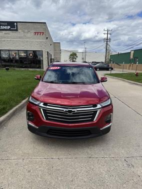Radiant Red Tintcoat 2023 Chevrolet Traverse LT Cloth