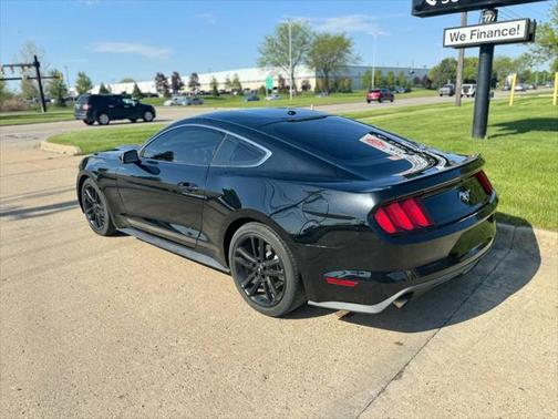 2017 Ford Mustang EcoBoost