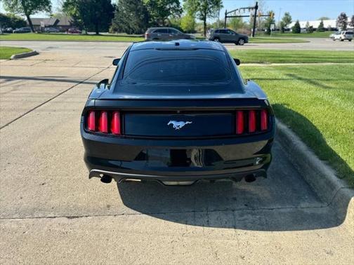 2017 Ford Mustang EcoBoost