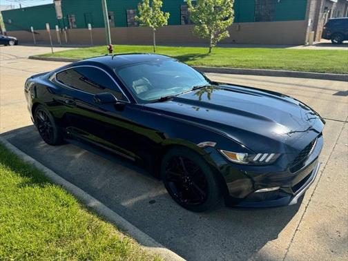 2017 Ford Mustang EcoBoost