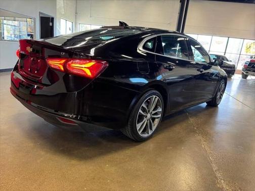 2021 Chevrolet Malibu FWD LT
