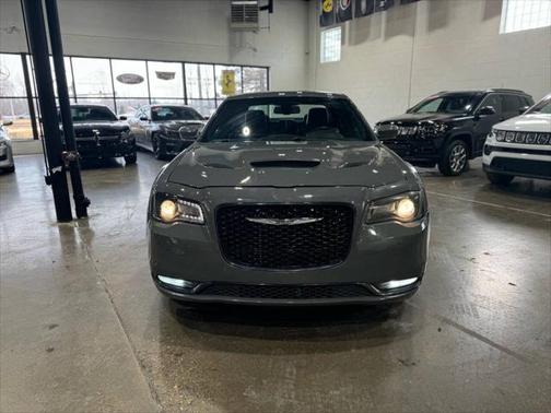 2019 Chrysler 300 S