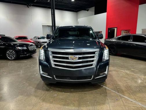 2020 Cadillac Escalade Luxury