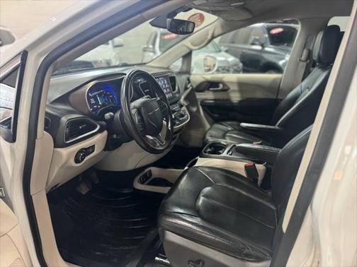 2018 Chrysler Pacifica Touring-L Plus