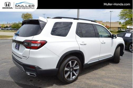 2025 Honda Pilot Touring