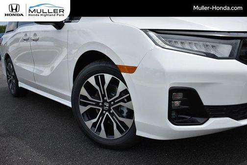 Platinum White Pearl 2026 Honda Odyssey Elite