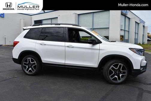 Platinum White Pearl 2023 Honda Passport Elite