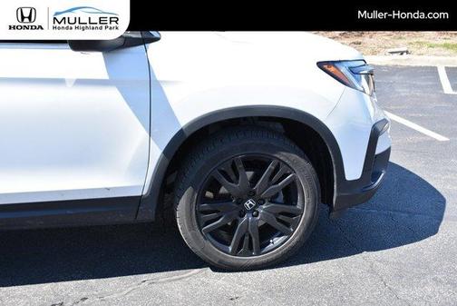 Platinum White Pearl 2022 Honda Pilot Special Edition