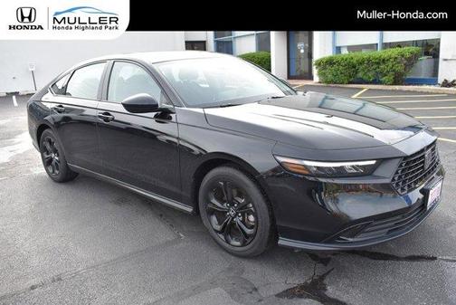 Crystal Black Pearl 2025 Honda Accord SE