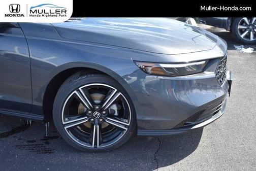 Meteorite Gray Metallic 2026 Honda Accord SE