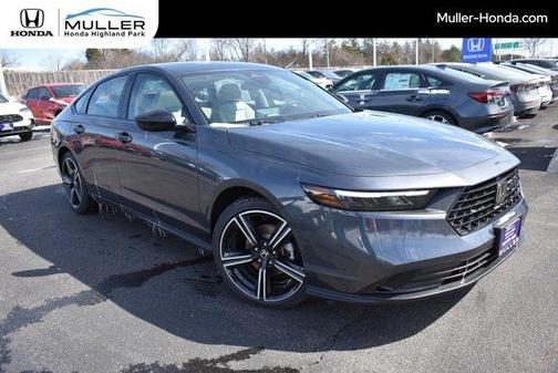 Meteorite Gray Metallic 2026 Honda Accord SE
