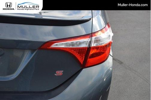 2015 Toyota Corolla S Plus