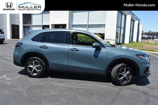 Green 2024 Honda HR-V EX-L