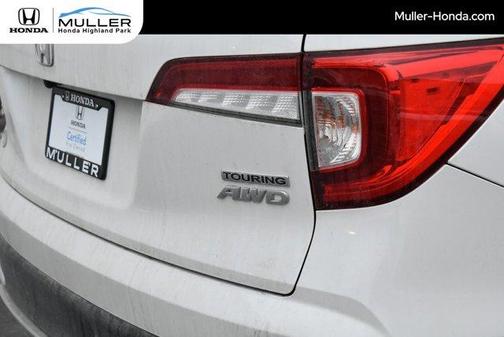 2022 Honda Pilot Touring 7-Passenger