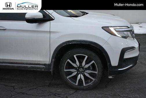 2022 Honda Pilot Touring 7-Passenger