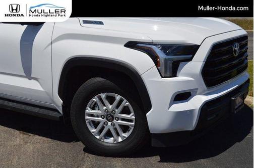 2025 Toyota Sequoia SR5