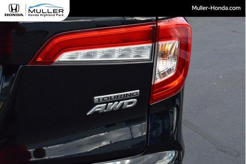 2022 Honda Pilot Touring 7-Passenger