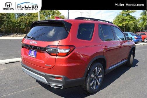 2025 Honda Pilot Touring