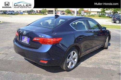 2013 Acura ILX 2.0L w/Premium Package
