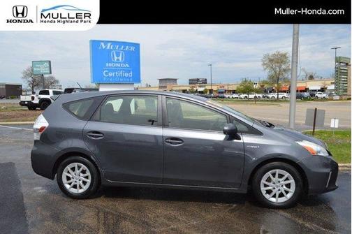 2013 Toyota Prius v Two