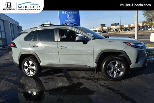 2023 Toyota RAV4 XLE