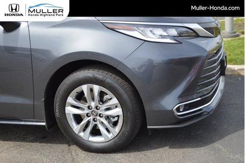 2025 Toyota Sienna Limited