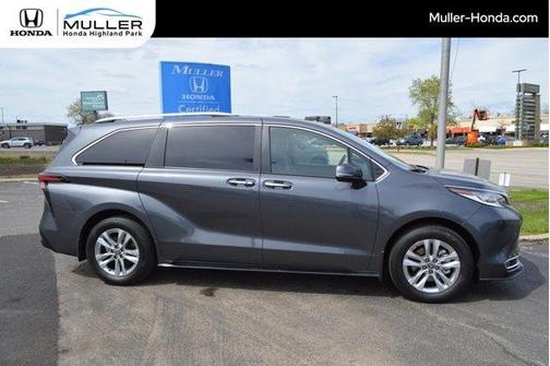 2025 Toyota Sienna Limited