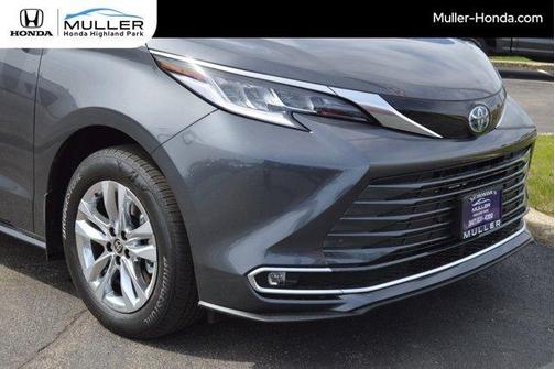 2025 Toyota Sienna Limited
