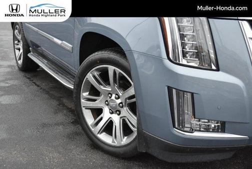 2016 Cadillac Escalade Luxury