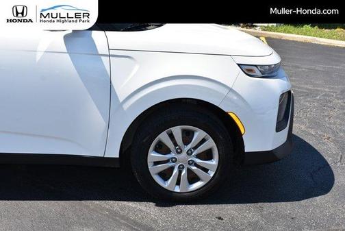 Snow White Pearl 2020 Kia Soul LX