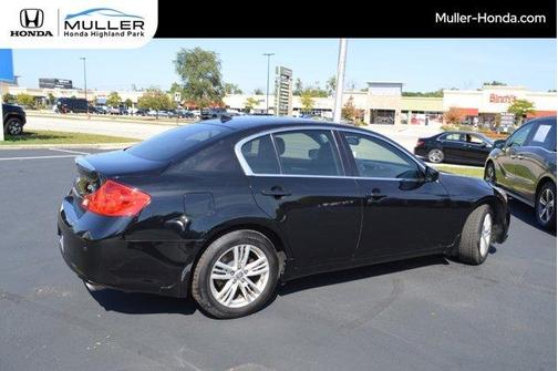 2010 INFINITI G37x Base