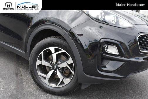 Black Cherry Pearl 2020 Kia Sportage LX