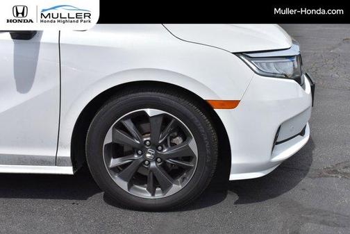 White 2023 Honda Odyssey Elite