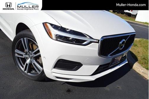 2018 Volvo XC60 T6 Momentum