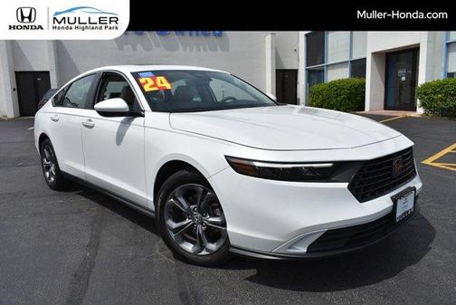 Platinum White Pearl 2024 Honda Accord EX