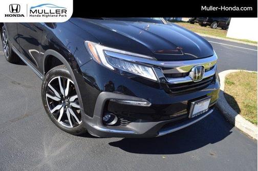 2022 Honda Pilot Touring 7-Passenger