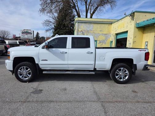 2016 Chevrolet Silverado 2500 High Country
