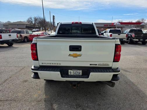 2016 Chevrolet Silverado 2500 High Country