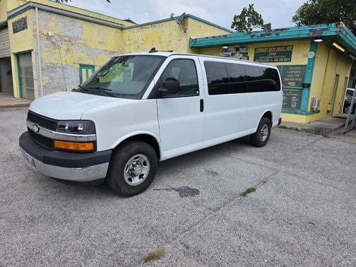 2018 Chevrolet Express 3500 LT