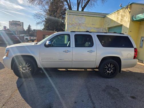 2013 Chevrolet Suburban 1500 LTZ