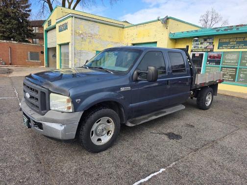 2005 Ford F-350 XL Crew Cab