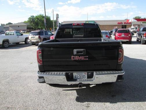 Onyx Black 2017 GMC Sierra 1500 SLT