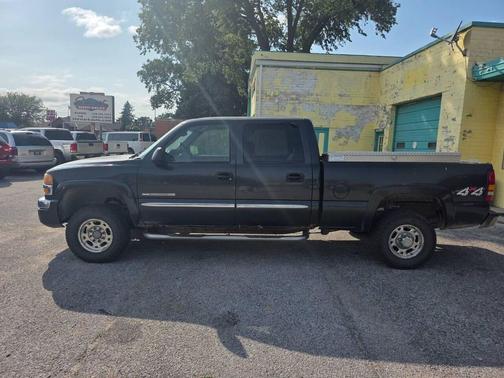 2003 GMC Sierra 2500 SLT H/D Crew Cab