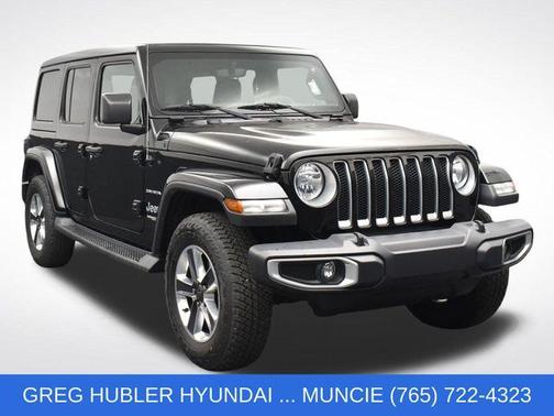 Black Clearcoat 2019 Jeep Wrangler Unlimited Sahara